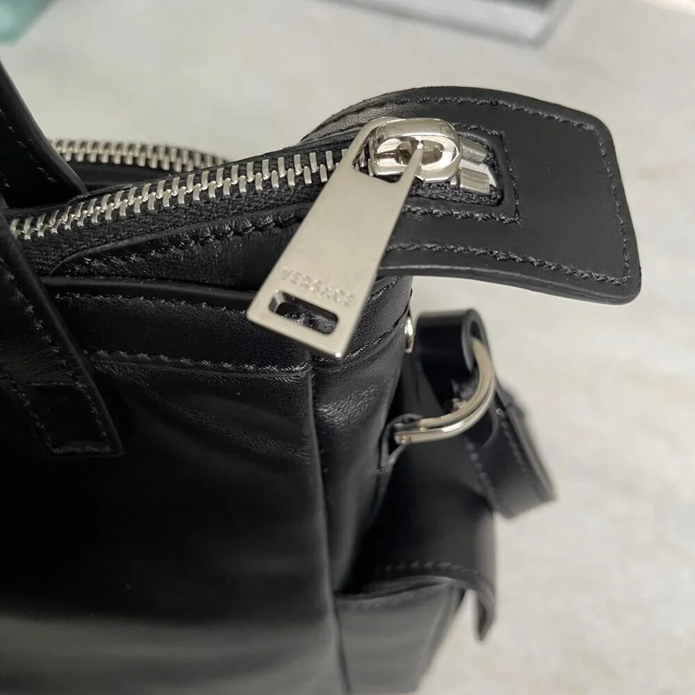 Versace Black Men's Leather multi-compartment messenger‎ shoulder bag 1012234